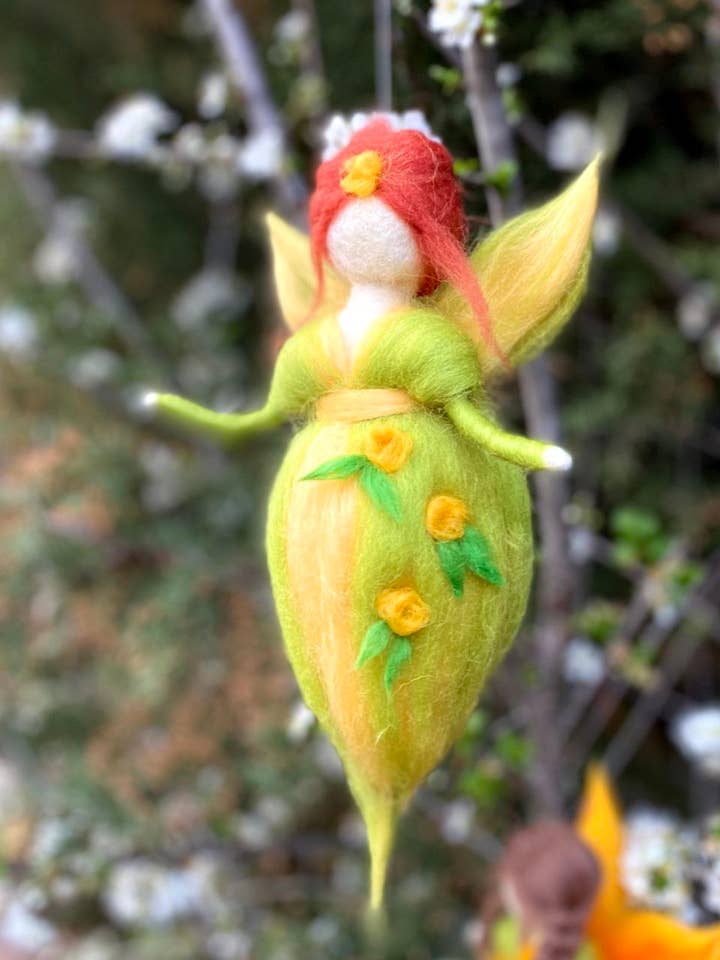 Fée Mimosa pour la vente par Adopta un hada