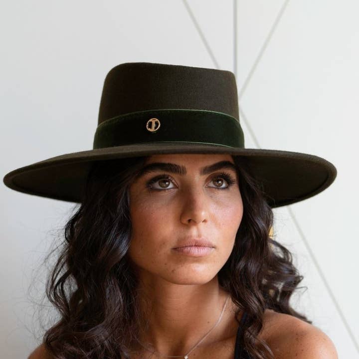 JOE & MEY Chapeaux Bonnet echarpe - Wholesale Fedora - Women's - Deby Long Edge 10.5 cm130