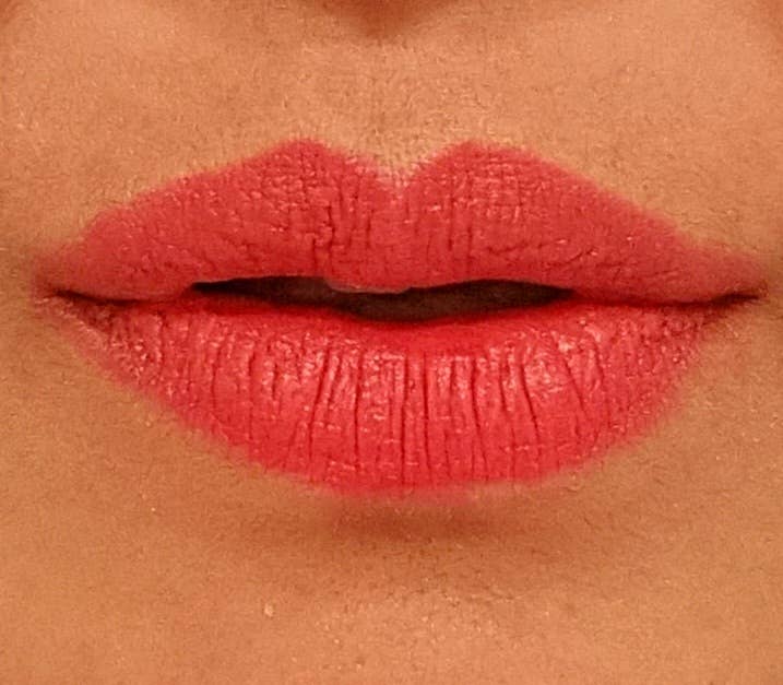 RawRoop – wholesale Lipstick – Natural Plumping Lipsticks3