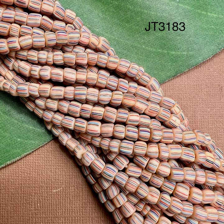 Indonesische Glasperlen - Pfirsichstreifen, 5 Stränge für den Großhandel von Bead Goes On