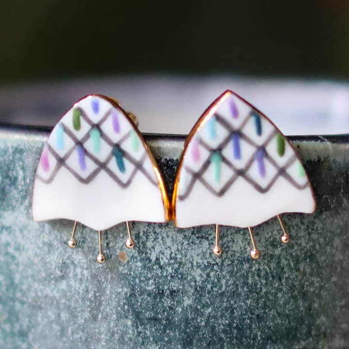 Remnant Studios - Wholesale Stud/Post Earrings - painted flower studs0