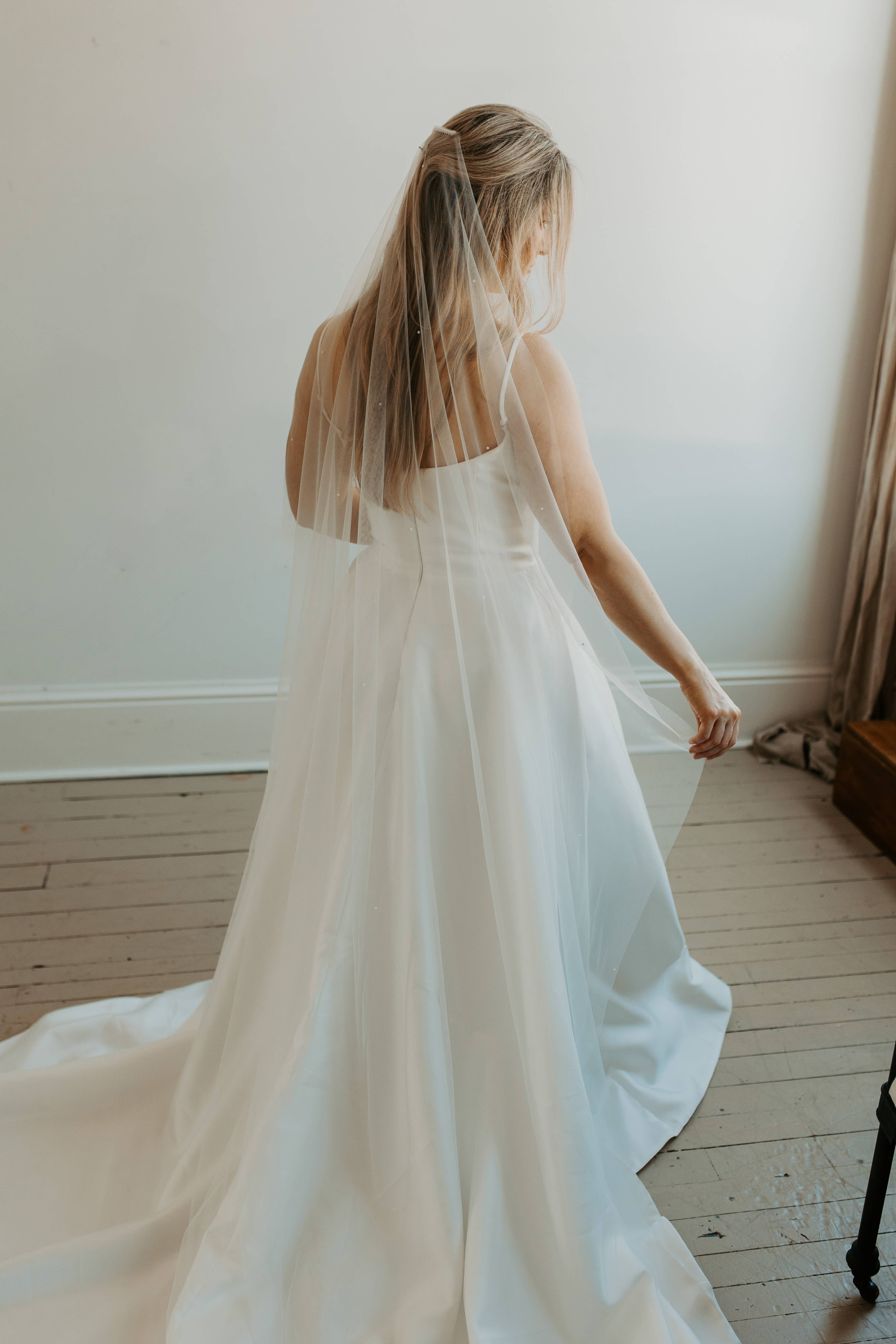 Ruffled Rose Veils - Wholesale Veil - Women's - Soft Scattered Pearl Minimal Wedding Veil2