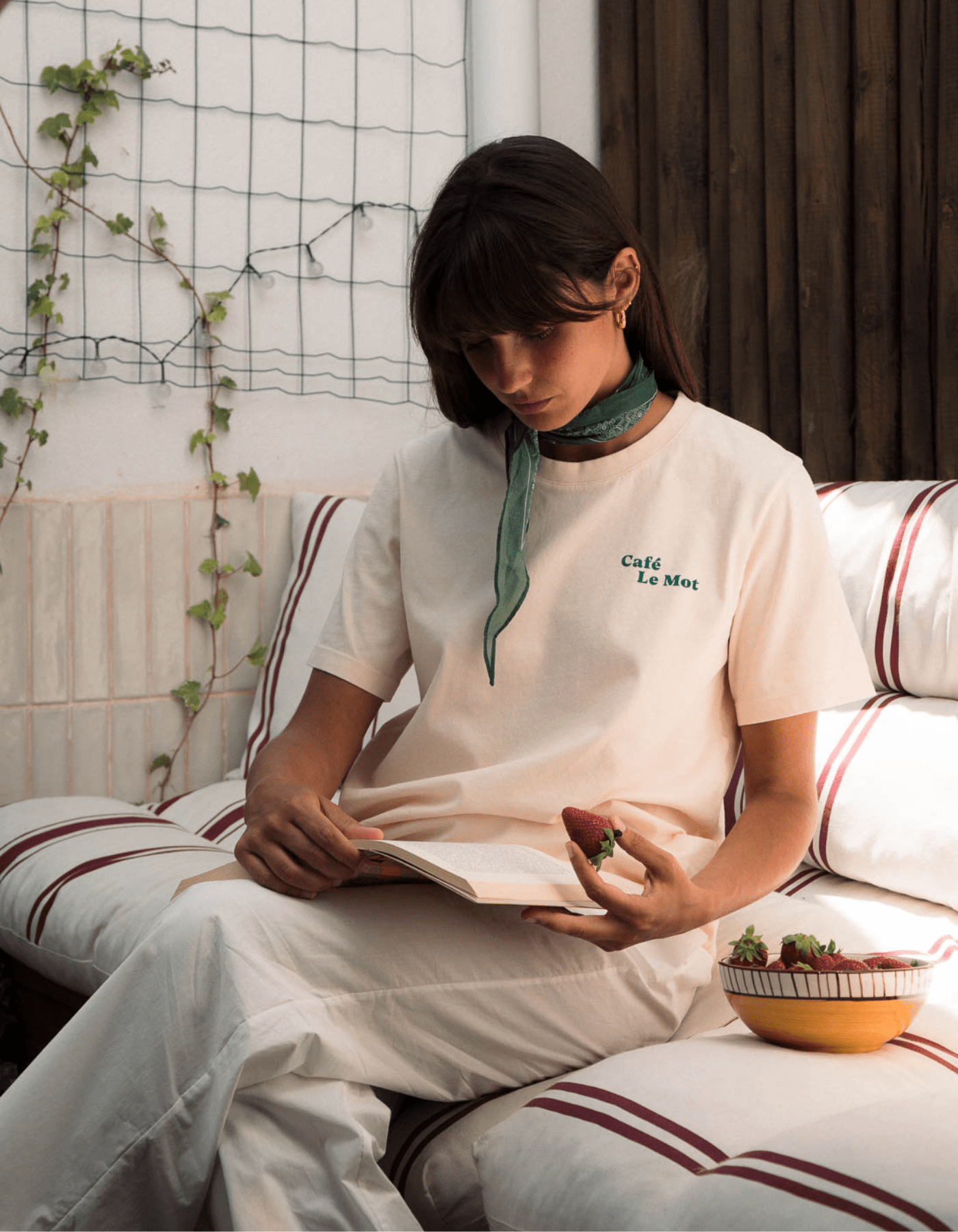 Le Mot - Wholesale Screen Printed T-Shirt - Women's - Café Le Mot T-shirt3