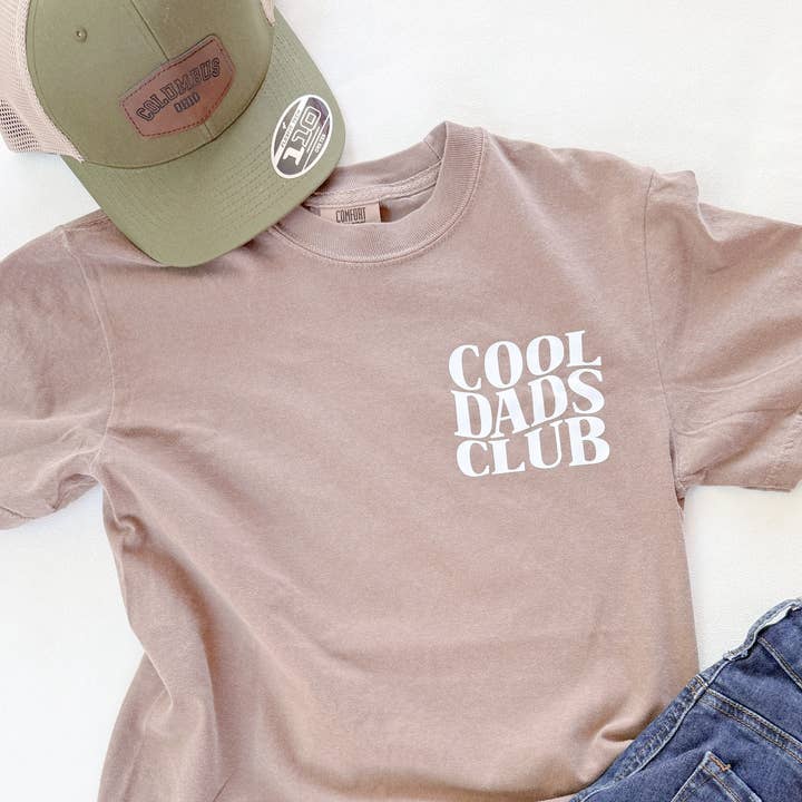 COOL DADS CLUB WAVY TEXT T-SHIRT for wholesale by KNOTS + NOOK