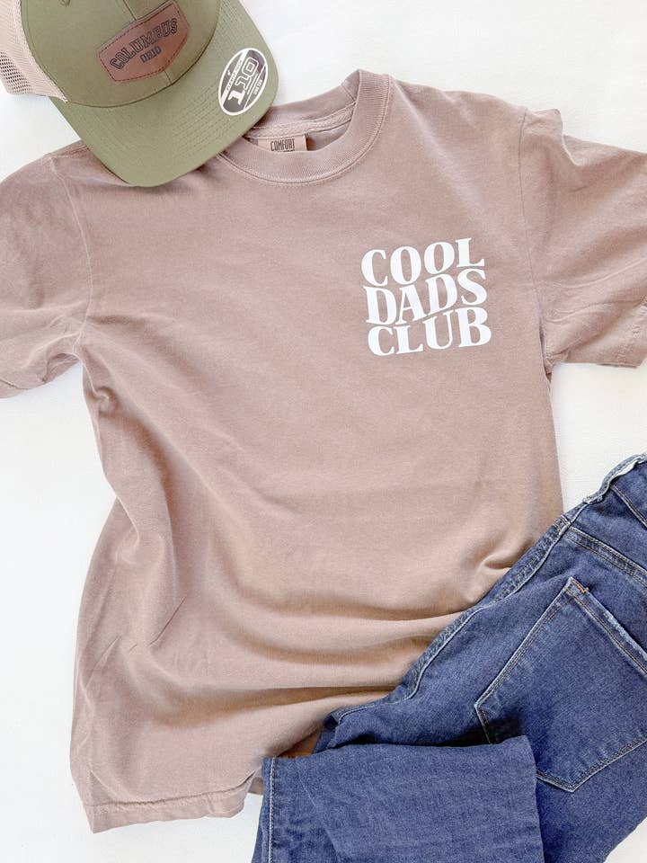 COOL DADS CLUB WAVY TEXT T-SHIRT for wholesale by KNOTS + NOOK