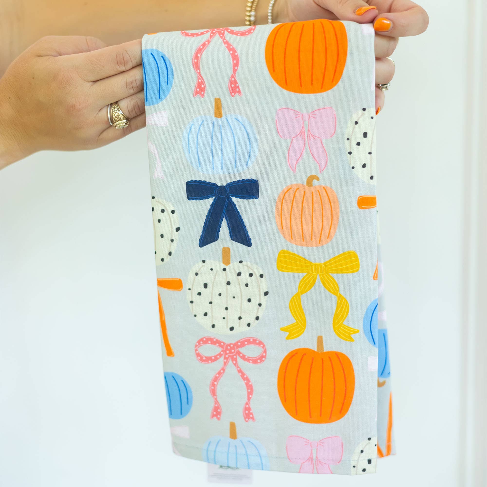 Callie Danielle - Vente Torchons - Torchon Citrouilles d'Automne & Nœuds Coquette1