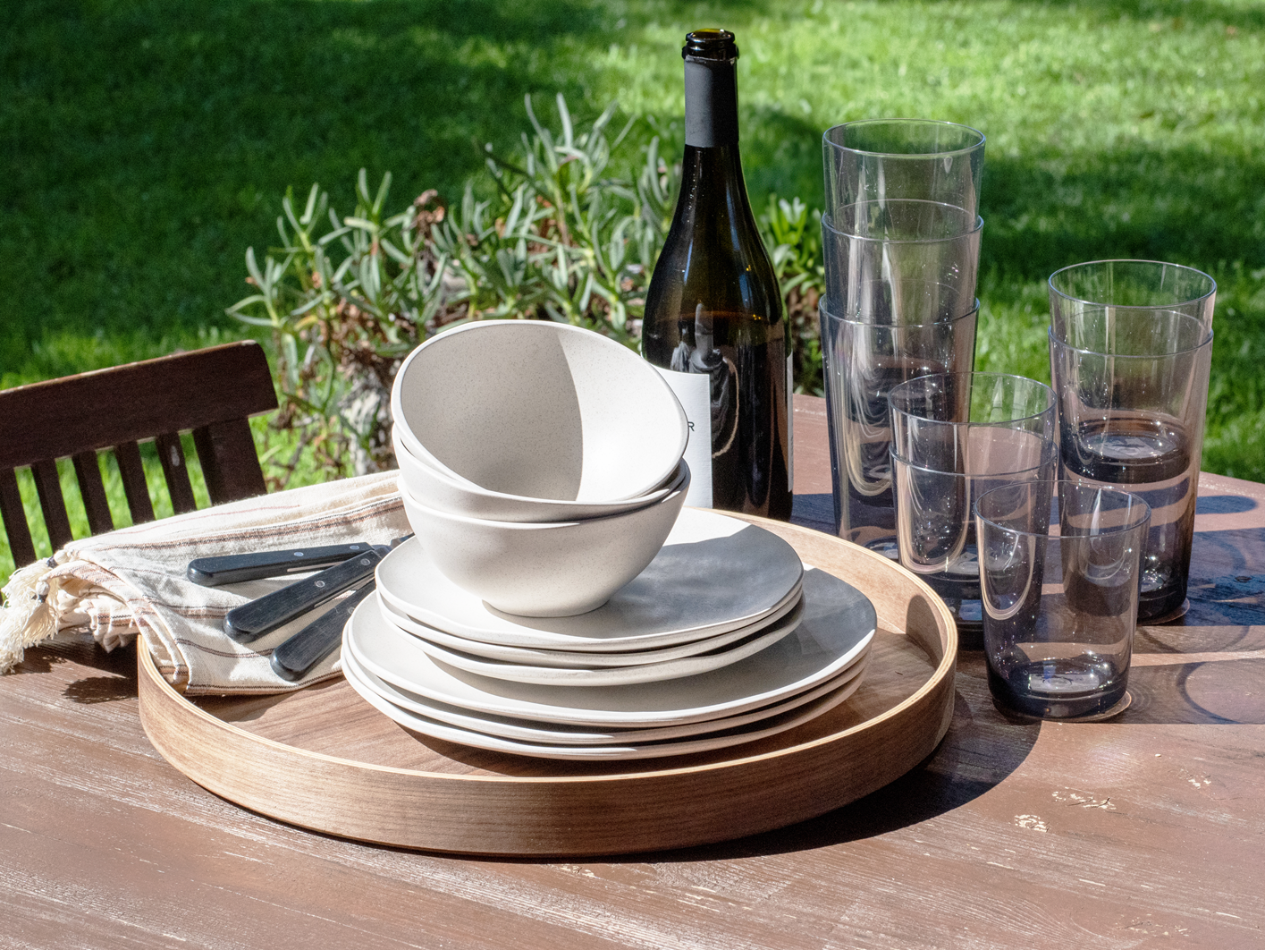 Abode Homewares by TarHong - Wholesale Tableware set - Organic Coupe Wheat Off White PP 12 Pc Dinnerware Set1