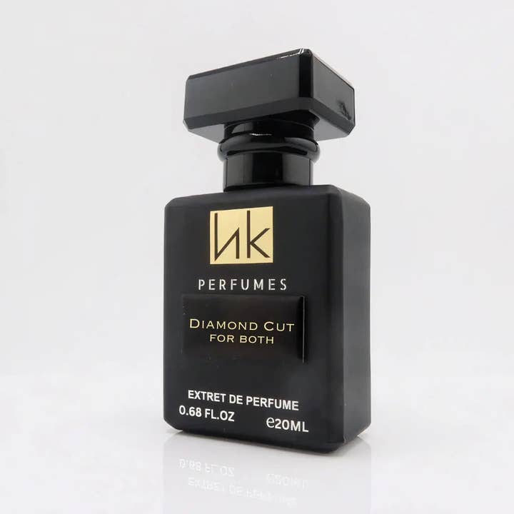 Coupe de diamant inspirée par le parfum 40 Knots pour la vente par hk PERFUMES