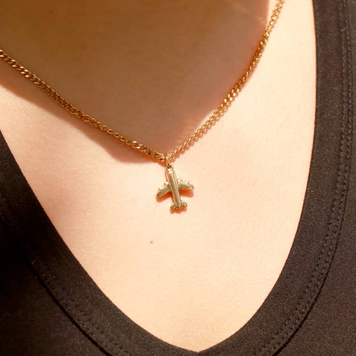WJW - Wholesale Link & Chain Necklace - Stainless Steel Gold Curb Chain Necklace