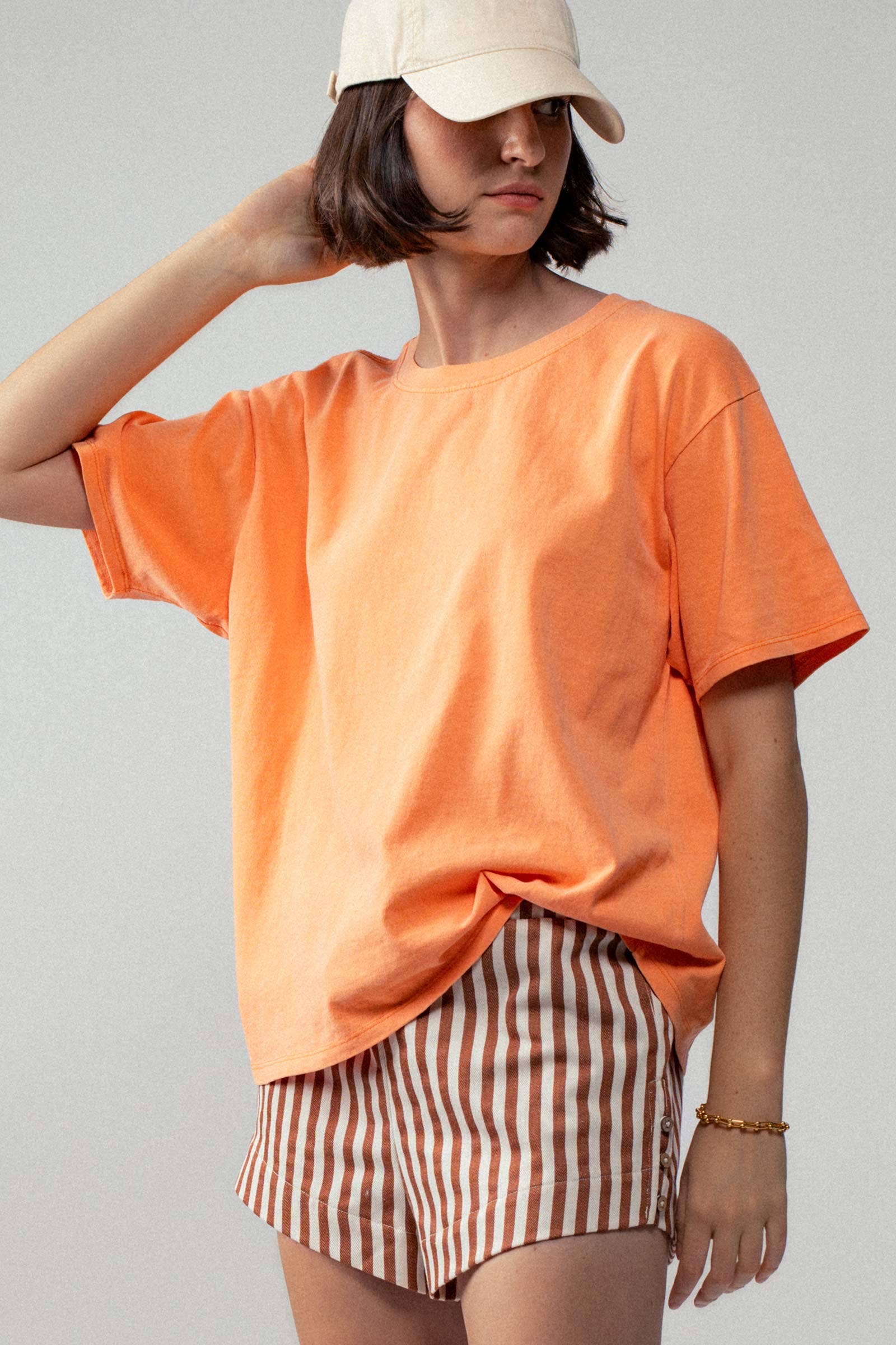 Urban Daizy - Wholesale T-Shirt - Women's - Loose Fit Short Sleeve Cotton Casual Top4