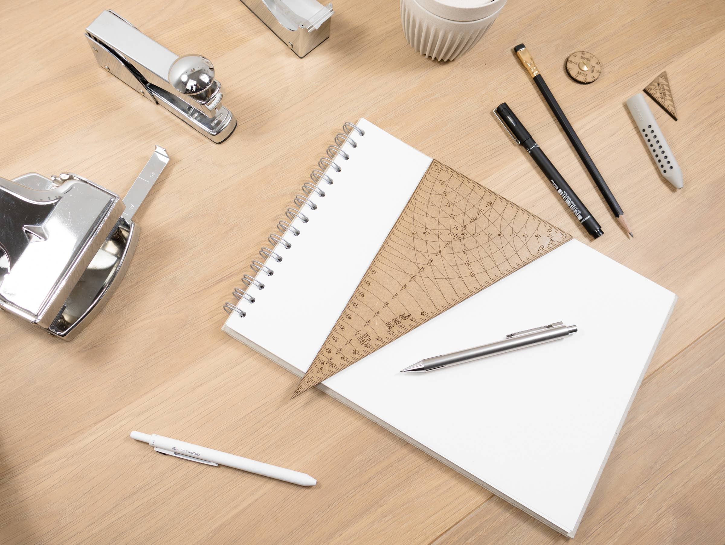 Divide and Rule – wholesale Ruler – Square 60/30/90° - Original8