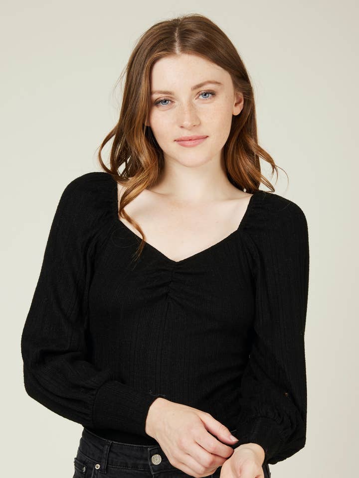 GRETA - Haut manches ballon pour la vente par Andy & Lucy