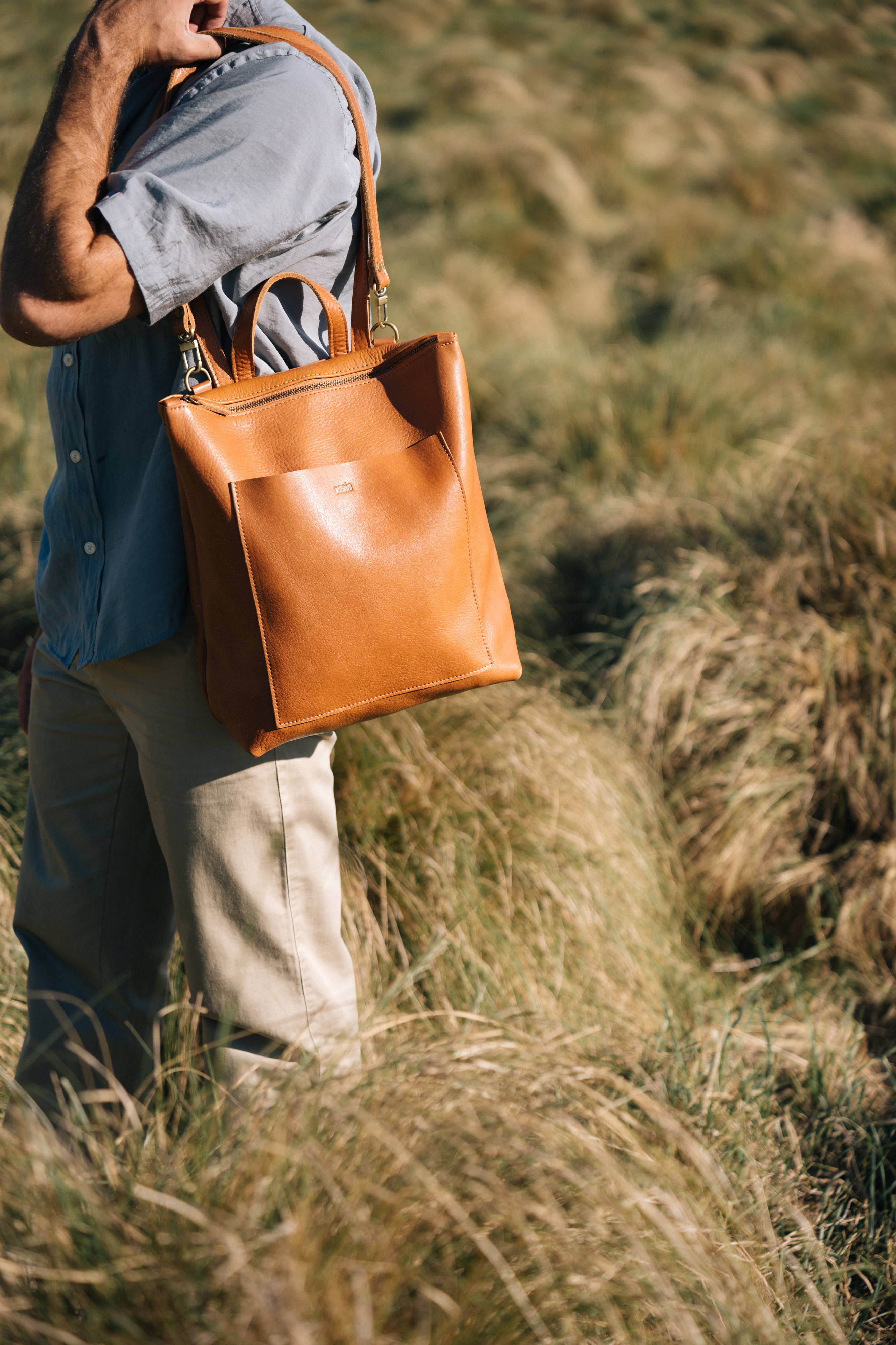 Casia Leather Bags - Wholesale Backpack - Unisex - Convertible Leather Backpack | Unisex Rucksack | Laptop Bag18