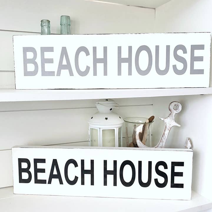 Beach House Sign, kystnære indretning, strand tema væghængende for engroshandel hos Anchored Soul Designs
