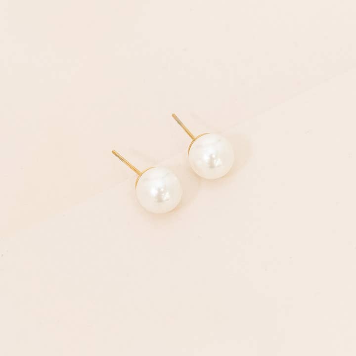 Lovoda - Wholesale Stud/Post Earrings - Flawless Pearl Stud Earrings