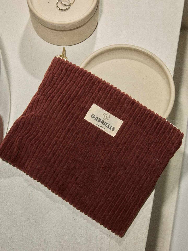 Small velvet pouch Jaspe for wholesale by Gabrielle Paris