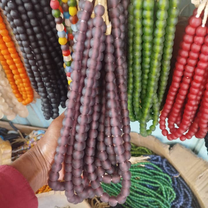 African Craft Collection - Vente Perle - Perle en verre recyclé en poudre du Ghana - Pour la fabrication de bijoux10