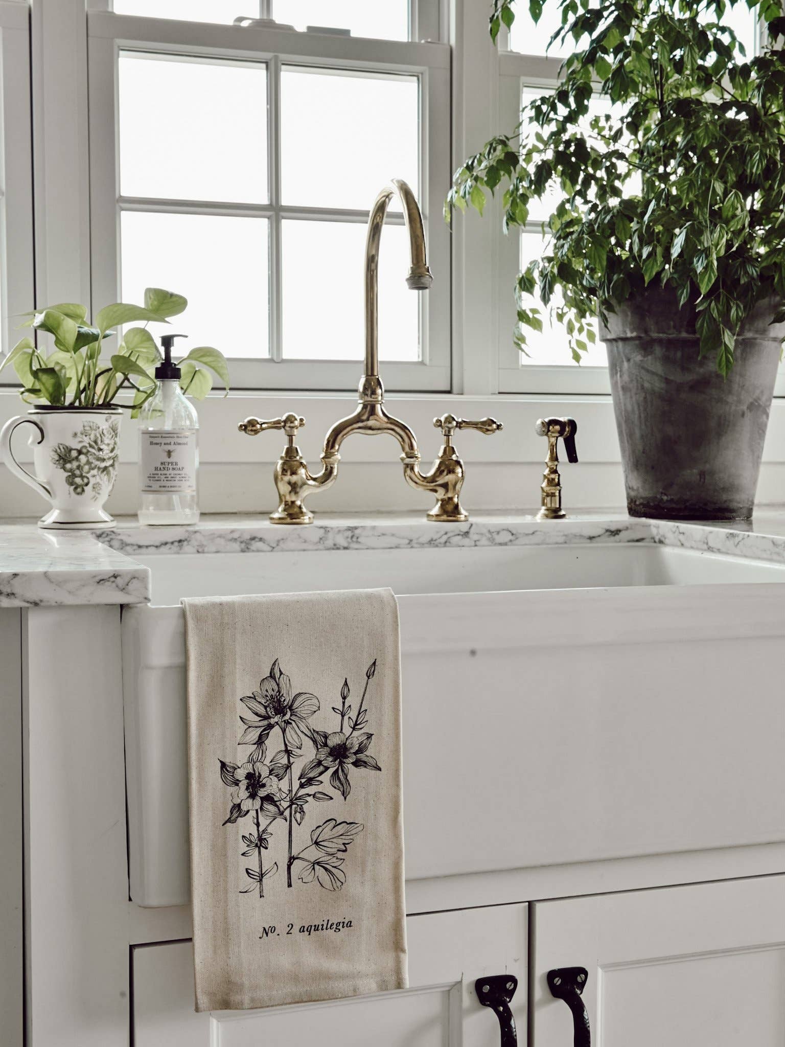 DWELL Home Shoppe - Wholesale Tea Towel - Botanical Kitchen Towel7