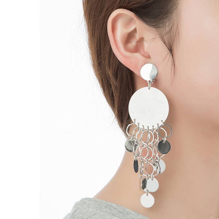 Orecchino a clip Halley per la vendita all'ingrosso da parte di BELLE MISS