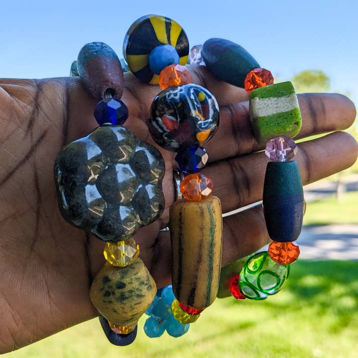 Afrikan Authentix - Wholesale Beaded Bracelet - Chunky Beaded Bracelets | African trade Beads Bracelets 2