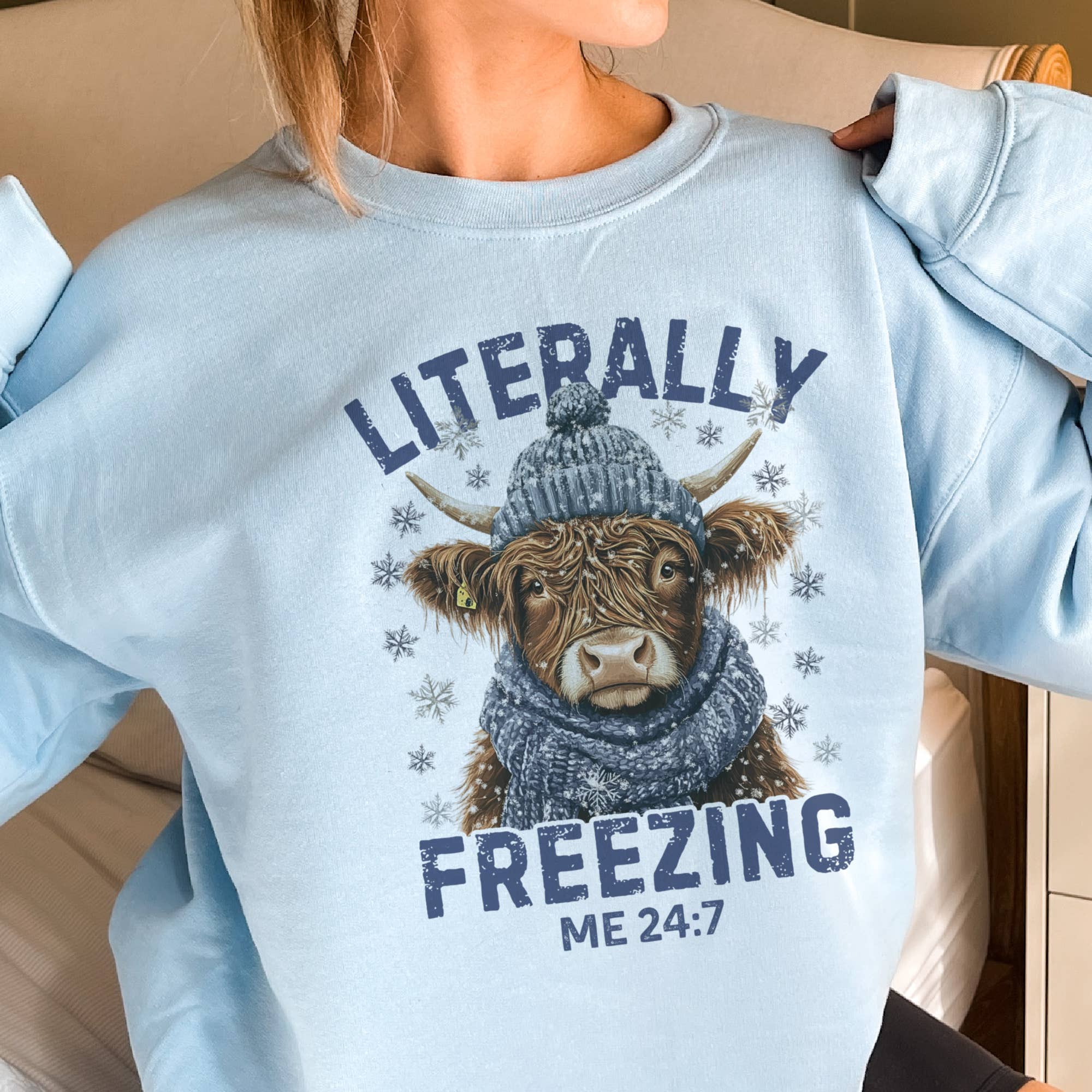 Par.tees by Party On! – wholesale Sweatshirt med tryck - Unisex – Bokstavligen Frysande Ko Vinter Tjur Grafisk Tröja1