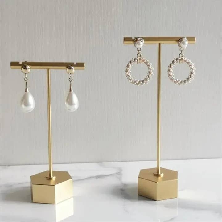 Treisi - Wholesale Jewelry Stand & Display - Metal Earring Display Stand, Gold T-bar Earring Holder