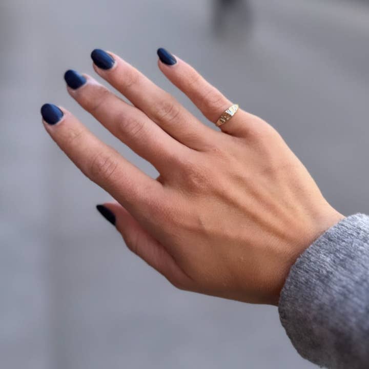 Megan-Marie Jewelry – wholesale Band/Stackad Ring – Black Ring