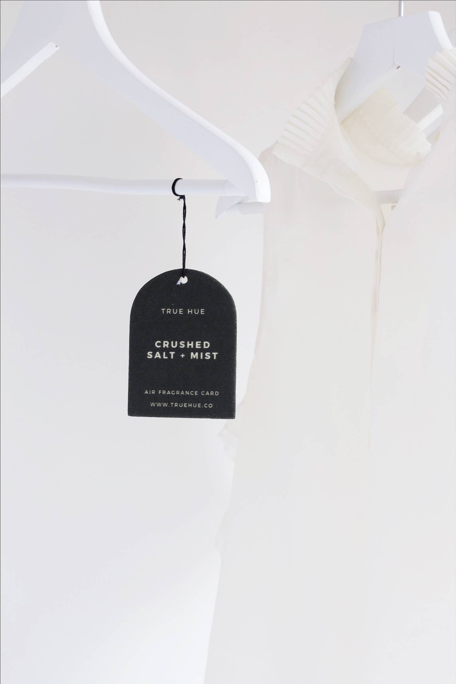 True Hue - Wholesale Air Freshener - Crushed Salt + Mist Air Fragrance Card, Pack of 22