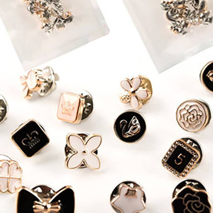 Simpatici spilli a forma mista per la vendita all'ingrosso da parte di AK Brand