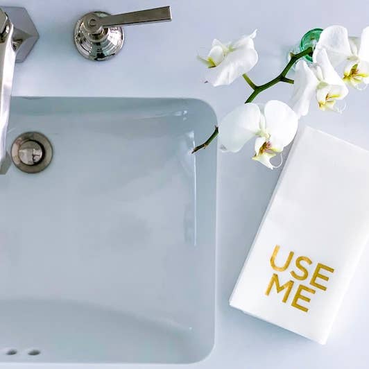 Lined Design - Wholesale Hand Towel - Cloth-Like Disposable Guest Towels