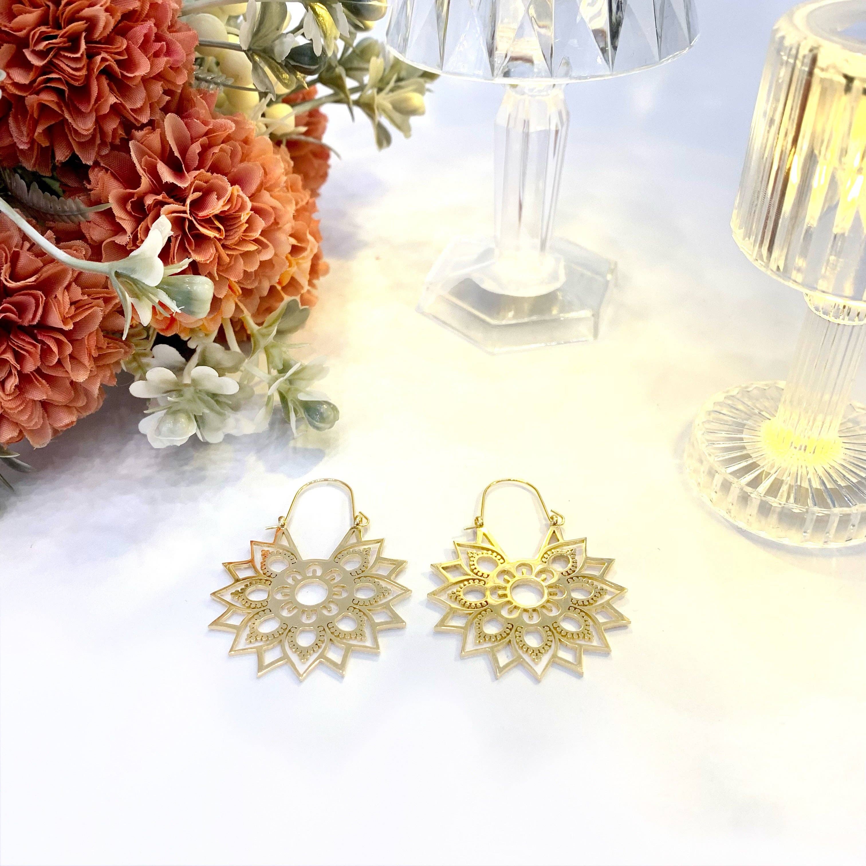 Atisha Spiritual Shop – wholesale Pendant/charm necklace – OM SHAKTI NECKLACE ~ stainless steel with Unaalome and Lotus pendant1