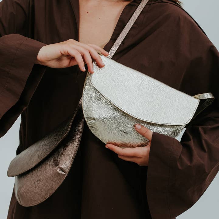 Grace Clutch - Metallic Champagne for wholesale by Ann Kurz