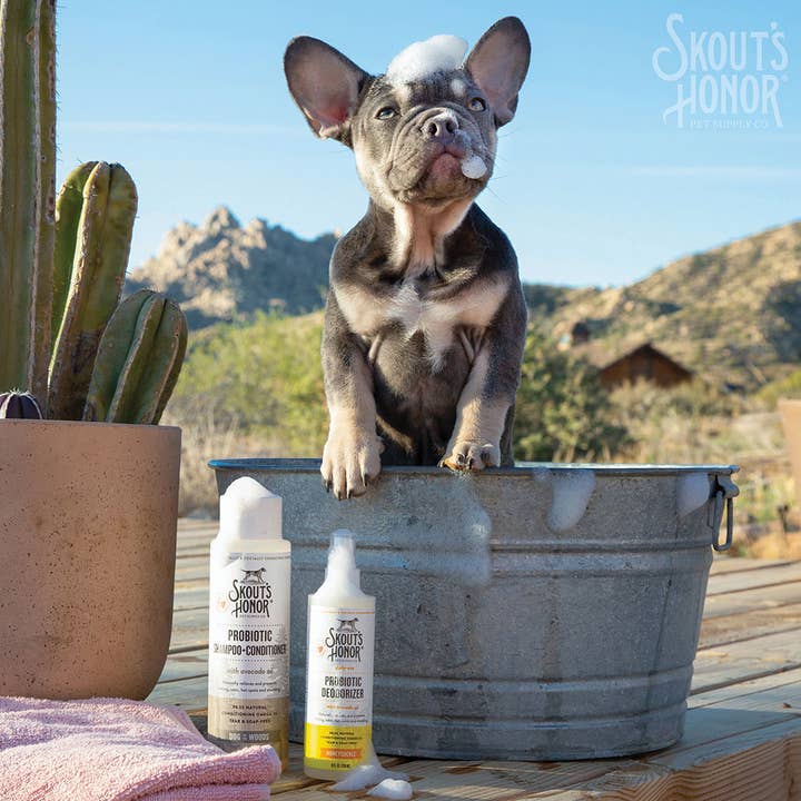 Pet Palette Distribution - Wholesale Pet Deodorizing Spray - Skout's Honor Probiotic Daily Use Deodorizer Honeysuckle 8oz3