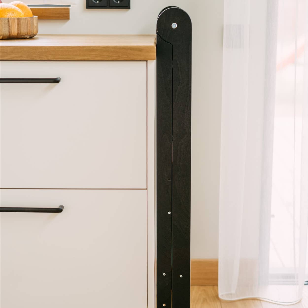 Shaman Inventions SIA - Wholesale Stool - Foldable Helper Tower With Removable Rail20