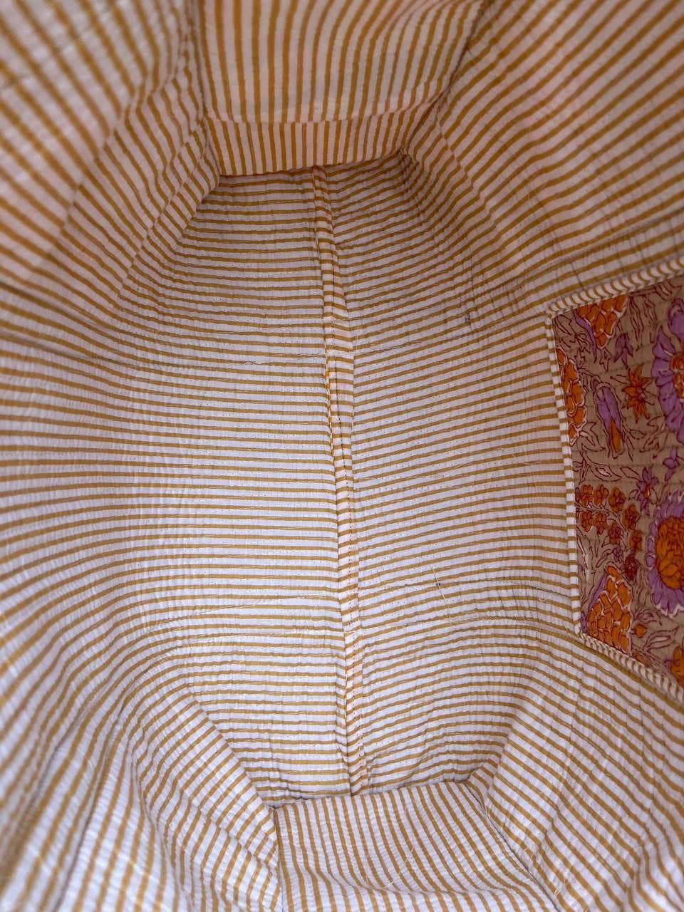 Bhawana Handicrafts - Wholesale Tote bag – Women's - Hand Block Printed Women Travel Bag Cotton Quilted Carry Bag5