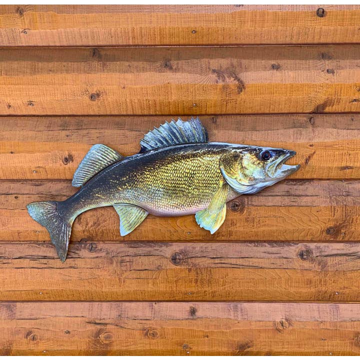 Reelistic Replicas - Wholesale Wall Accent - Walleye Replica Mount - 29 Inch Walleye Replica