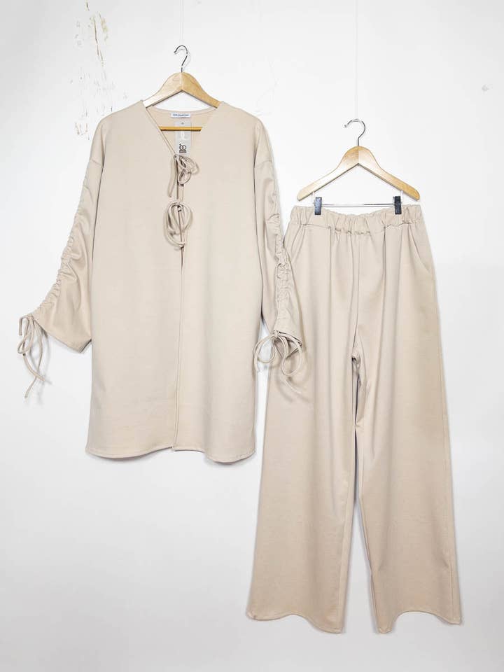 IDEAL OUTFIT - Wholesale Top & Skirt Set - Women's - Winter set ref. Y1072