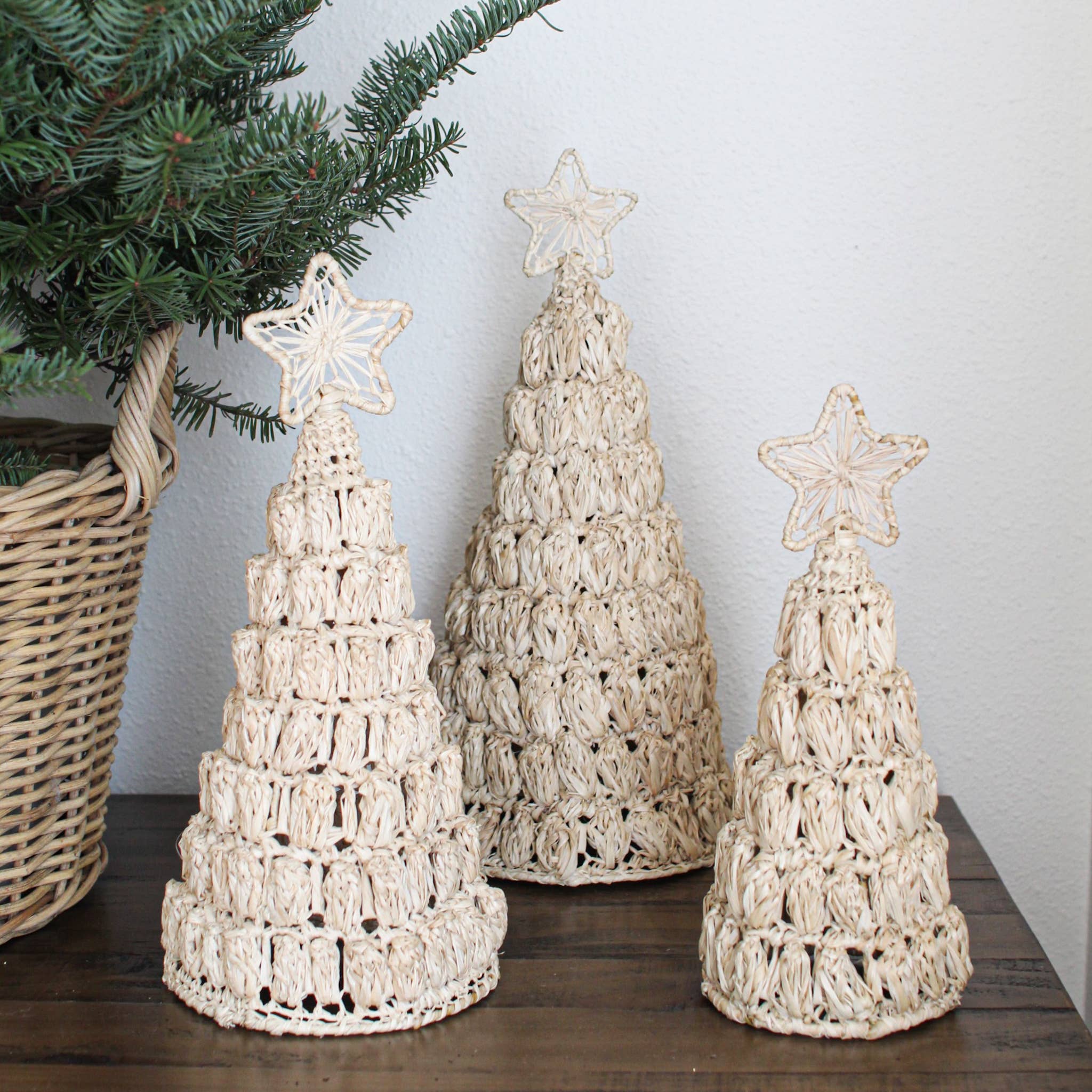Dekorasyon Gifts  Decor - Venta al por mayor Decoración navideña - Árbol en forma de cono Kayla Abaca con estrella (natural)3
