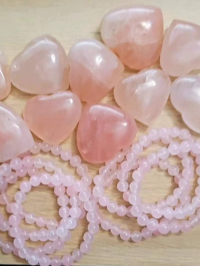 Pacote Corações e Pulseiras de Quartzo Rosa por atacado de ZARDENIA