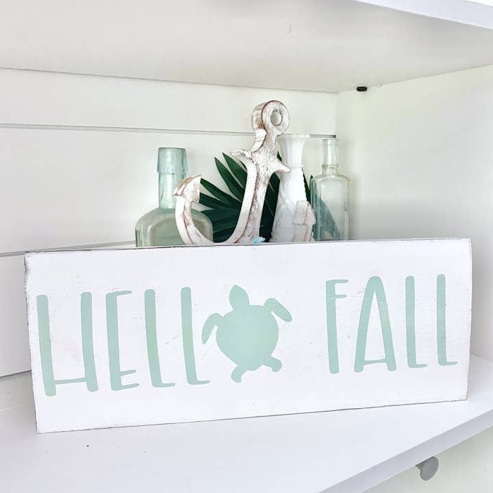 Cartello da spiaggia Hello Fall Sea Turtle Fall, decorazione autunnale costiera per la vendita all'ingrosso da parte di Anchored Soul Designs