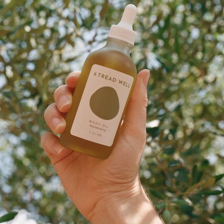 & Tread Well - Wholesale Bath/Body Oil - Body Oil