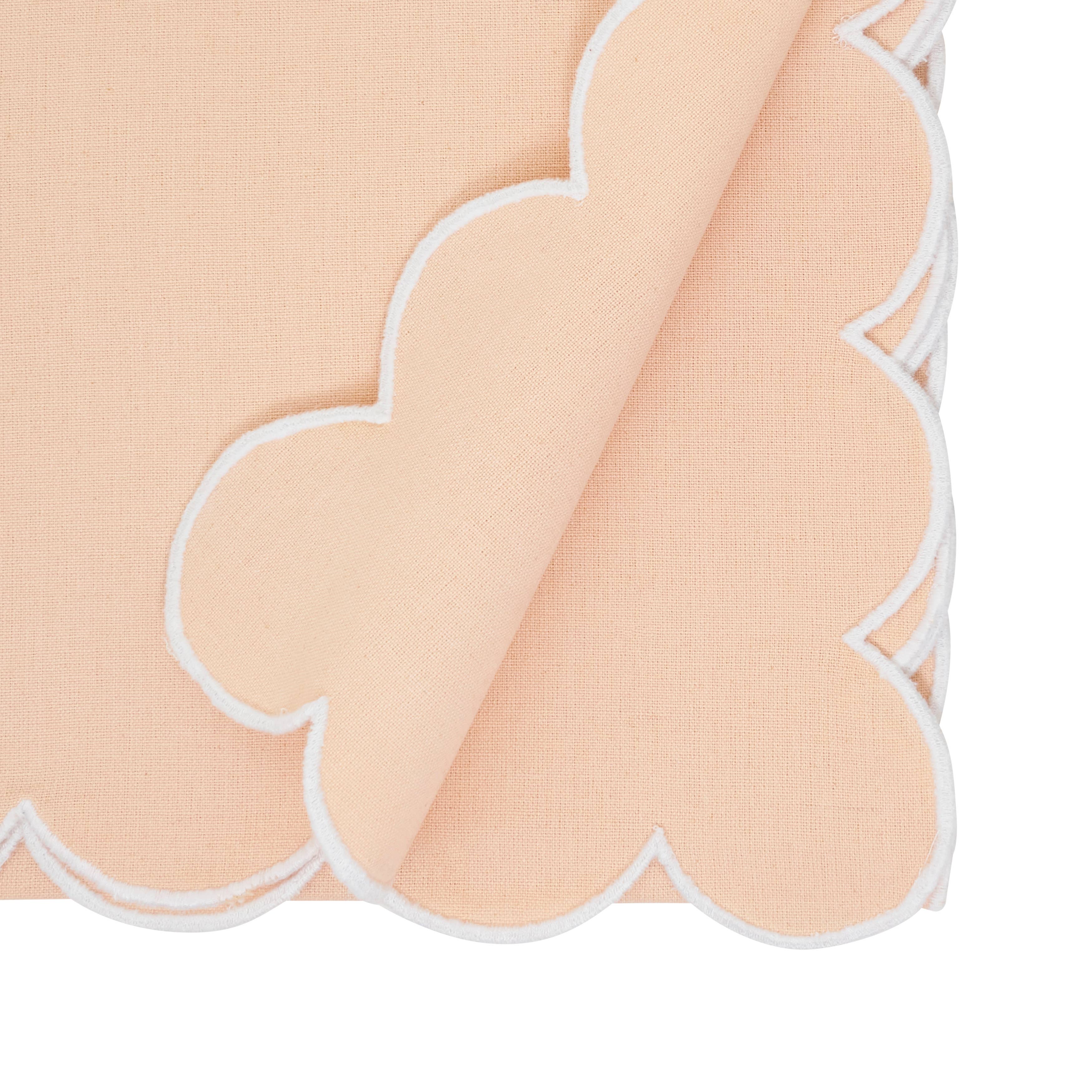 Saro Lifestyle - Wholesale Table Runner - Cotton Scalloped Table Runner24