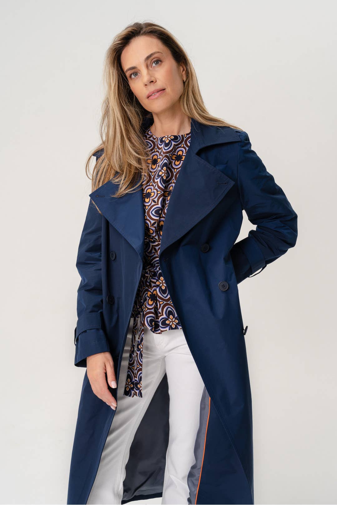 CAPSULE by Agnė Gilytė - Wholesale Jeans - Women's - Cropped jeans 'SKORPIOS' | high quality cotton32