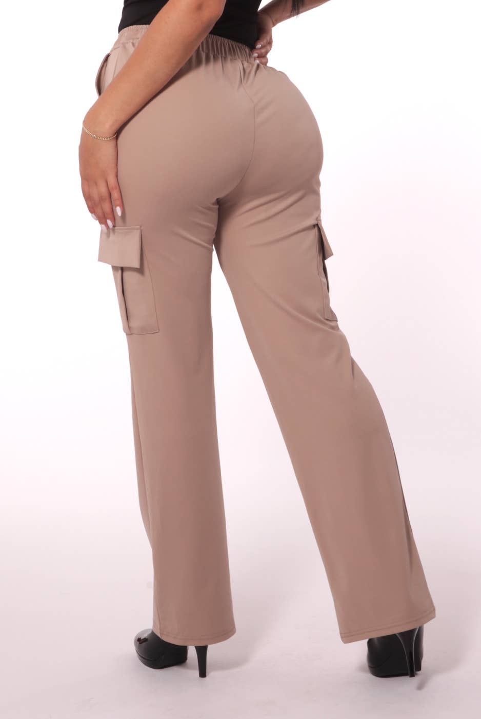 REDFINCH APPAREL INC - Wholesale Pants - Women's - Womens Mid Rise Straight Leg Pants With Cargo Pockets9
