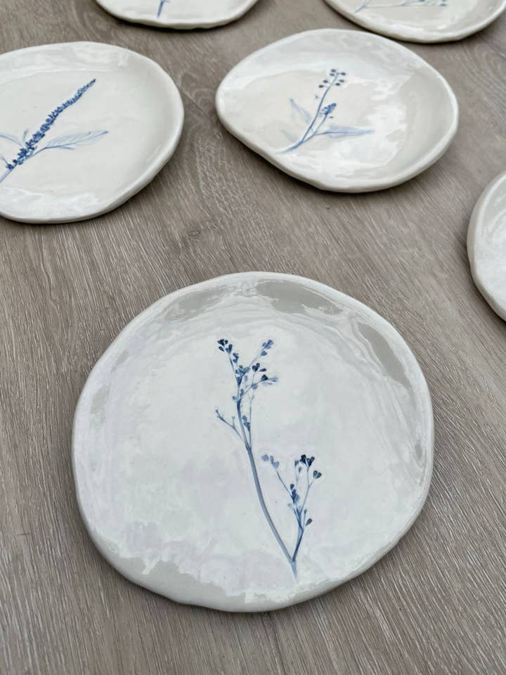 Poggia Cucchiaio Dipinto a Mano con Motivo Floreale, Blu per la vendita all'ingrosso da parte di Villa Lua Home