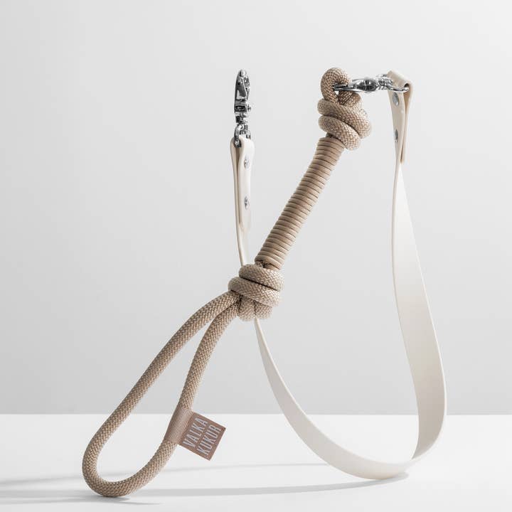 Bone Galan link leash for wholesale by Valka Kukur