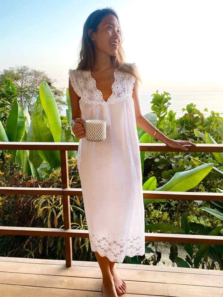 Jacaranda Living – Camisa de noite - Mulher por atacado – Camisola de algodão branco Eloise