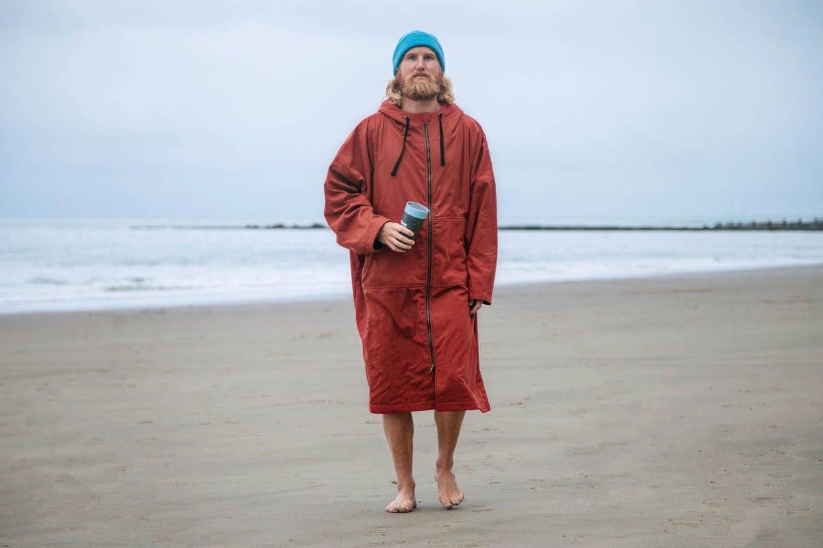 Rapanui Clothing – wholesale Robe – Men's – Men's Shorebreak Changing Robe2