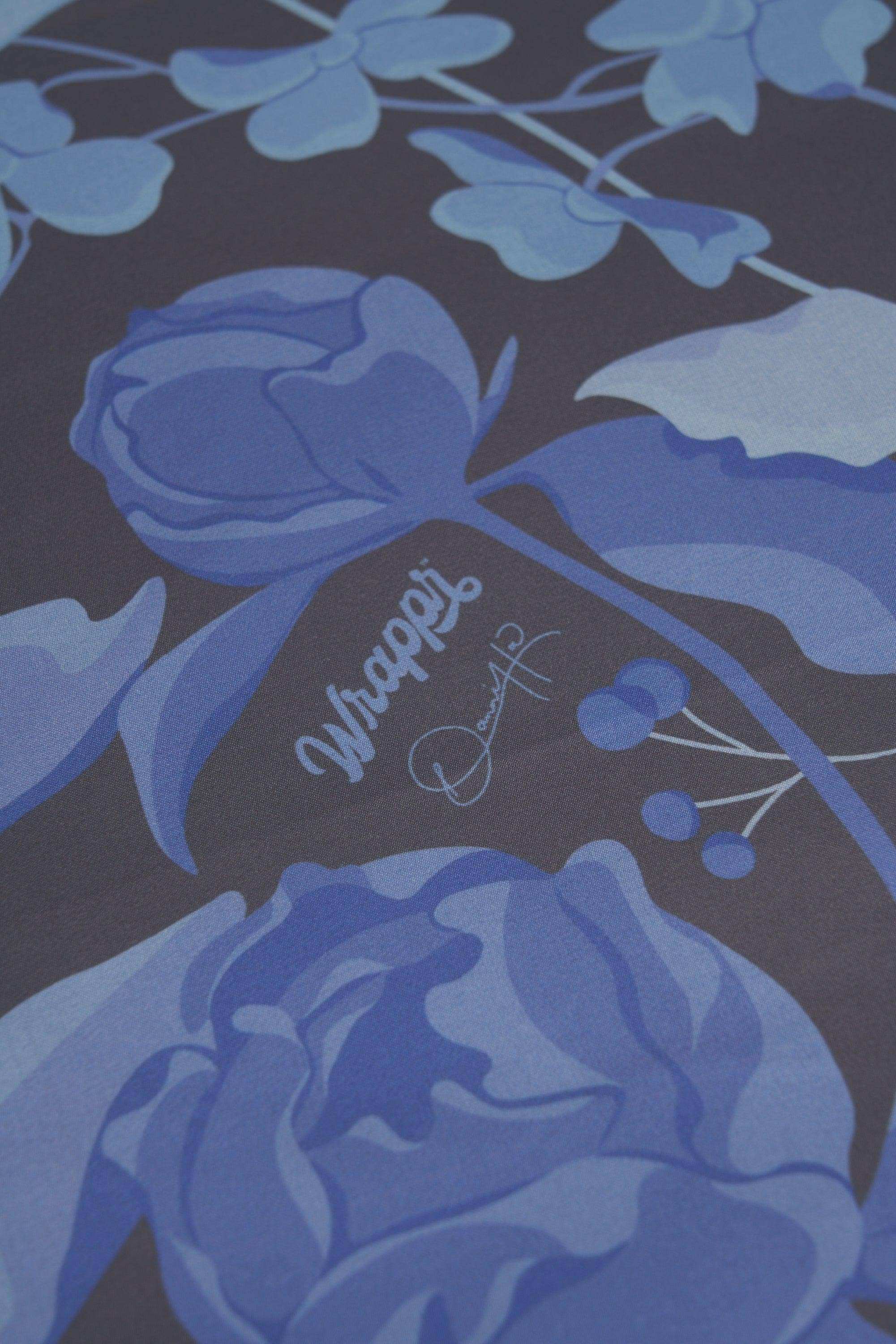 WRAPPR Gift Wrap - Vente Feuille de papier cadeau - Emballage cadeau Furoshiki par Danni Ha | 18 pouces, polyester recyclé26