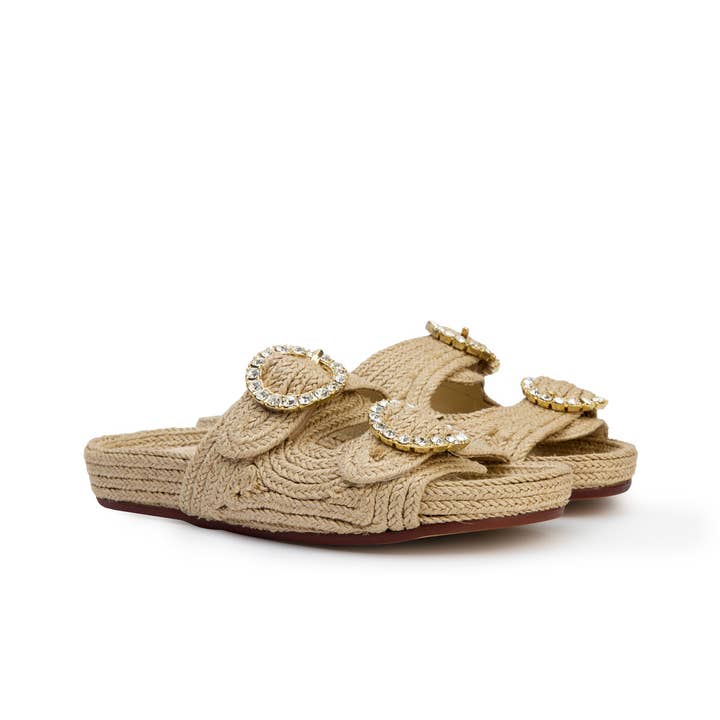 NATURAL Sandália rasteira de juta SS-GALA com fivelas de cristal para venda a revendedores na Faire1